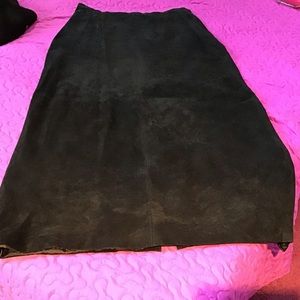 Brandon Thomas black suede maxi skirt size 16
